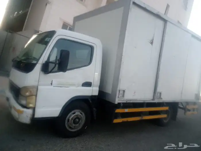 دينا ميتسوبيشي كانتر 4.5 0