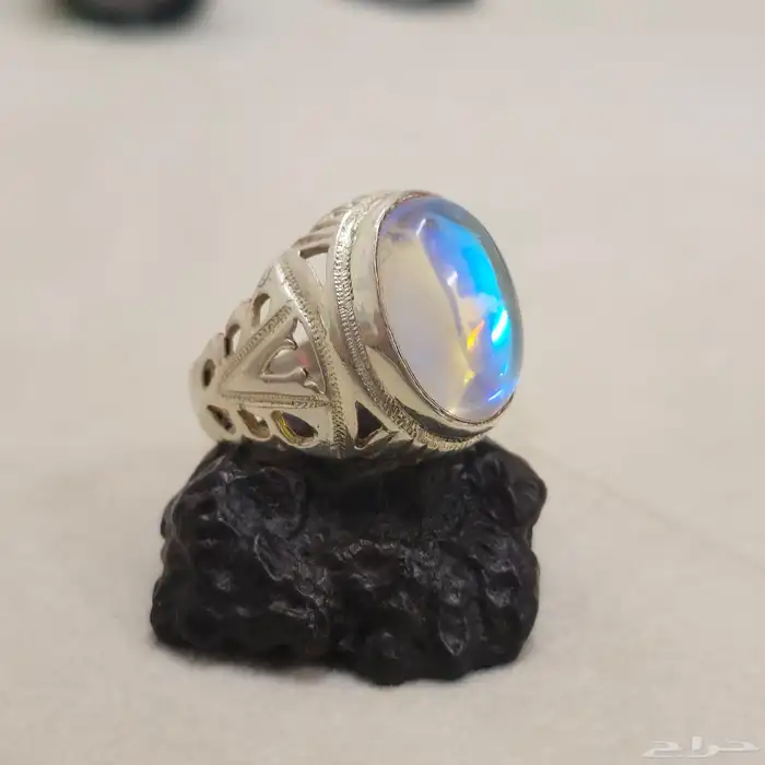 خاتم بحجر الاوبال الصناعي 0