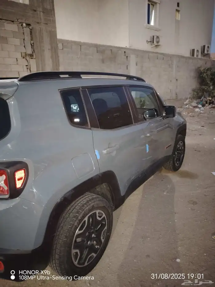 سياره جيب رينجيد 2015 3