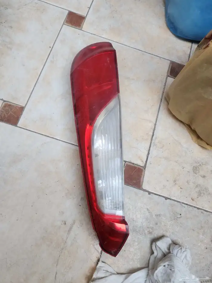 اصطب خلفي اصلي فورد فيقو مجيل 2011 0