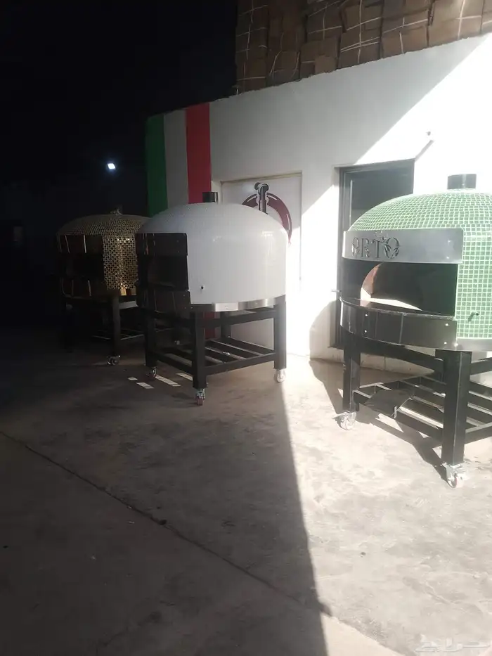 افران بيتزانابولي غاز وحطب. 4