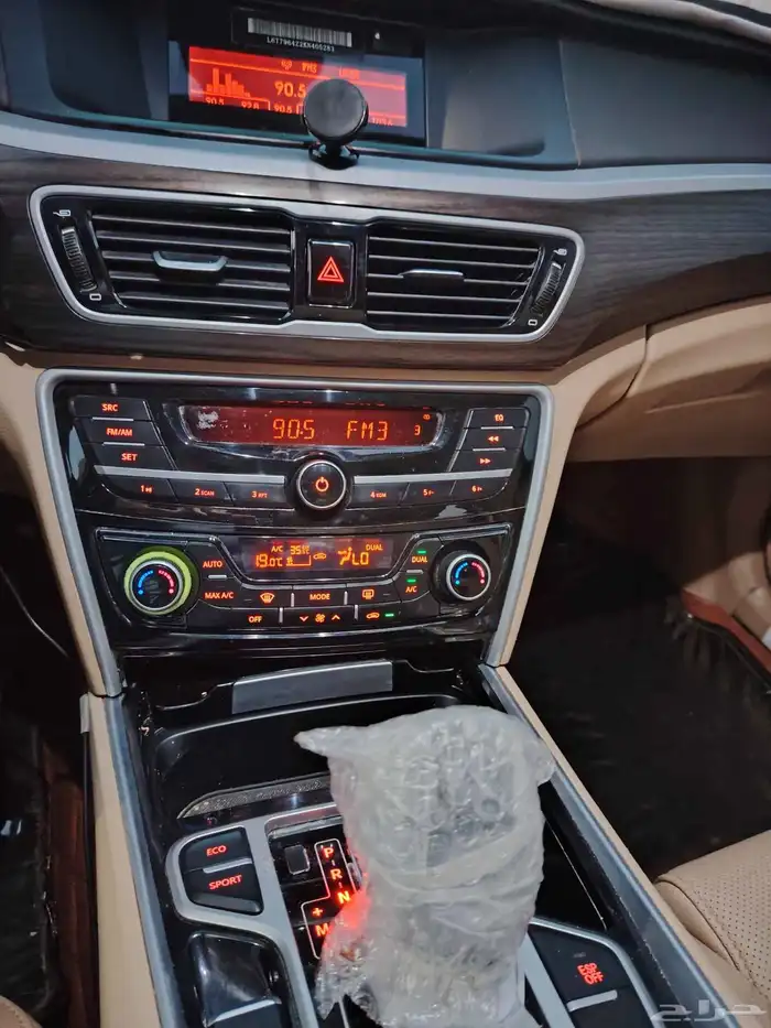 للبيع. جيلي جي تي 6