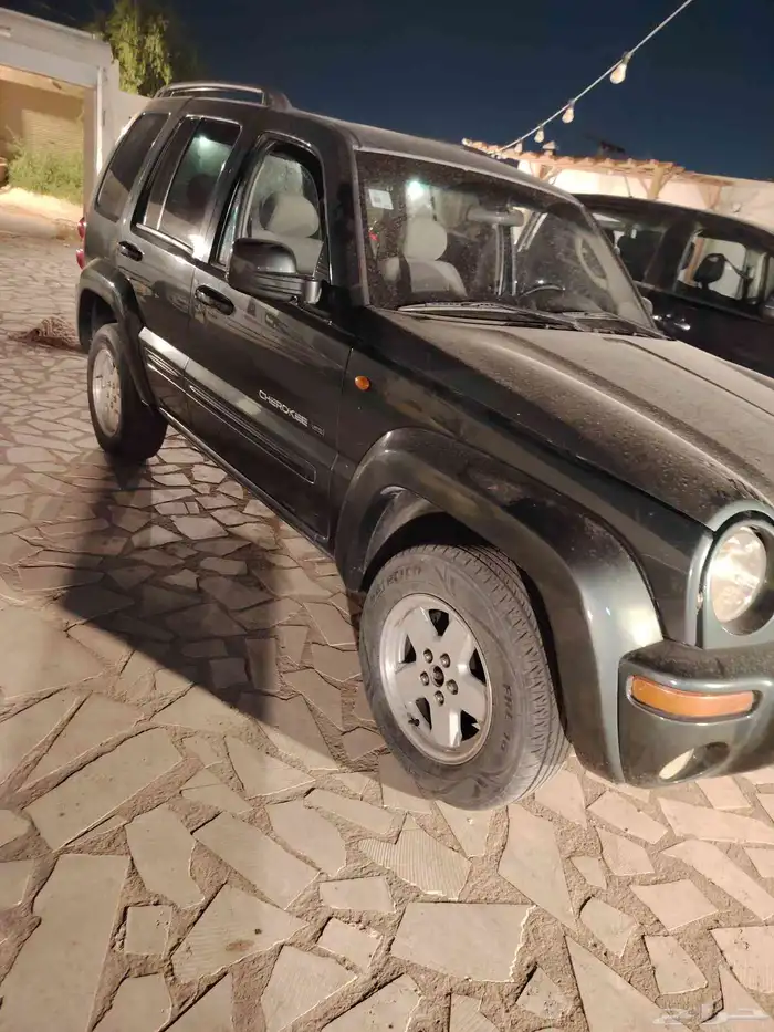 شيروكي مفحوص ومجدد نظيف مثبت مكيف موديل 2005 1