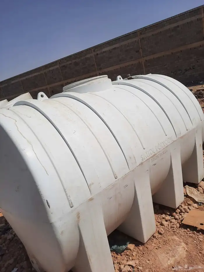 خزانات ماء مستعمل 1