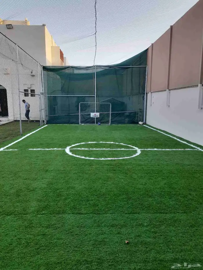 متخصصون في جميع انواع العشب الصناعي والطبيعي وبديل الخشب 4