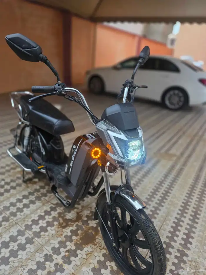 دراجة كهربائيه مقاس 22 0