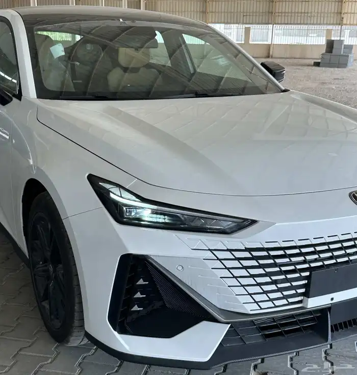 شانجان يونى فى 2026- CHANGAN UNI-V 8