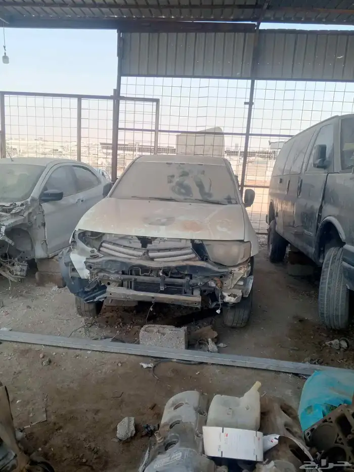 جميع السيارات قطع غيار 18