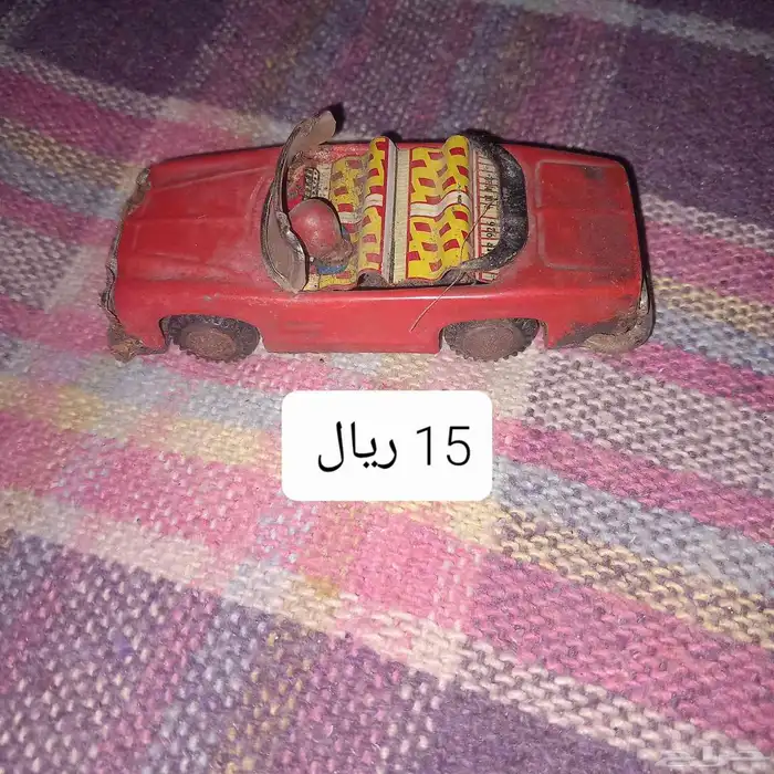 ألعاب ومقتنيات قديمه تراثيه 17