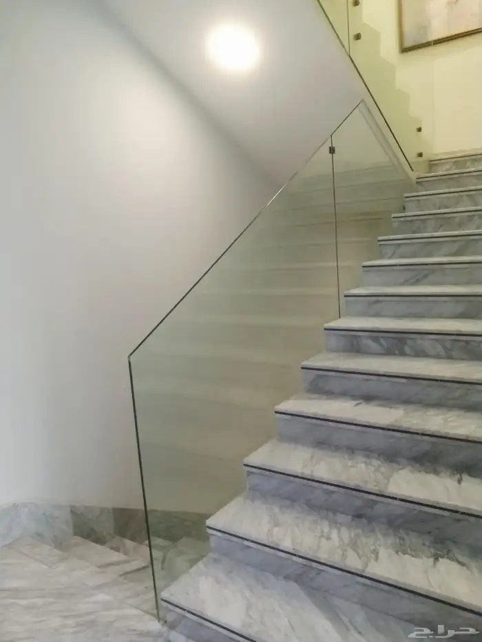 ترابزين درج السلم تفصيل زجاج ترابزين 2