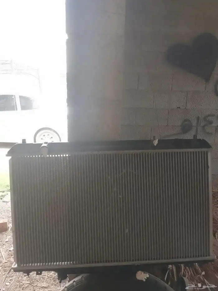 للبيع قطع كامري 4سرندل ظفيره كبوت-- اديتر مويه شرط 3