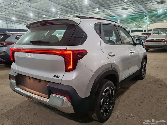 كيا سونيت 2024 .. استندر..نص فل.. اقساط تبدأ من 1000 ريال 8