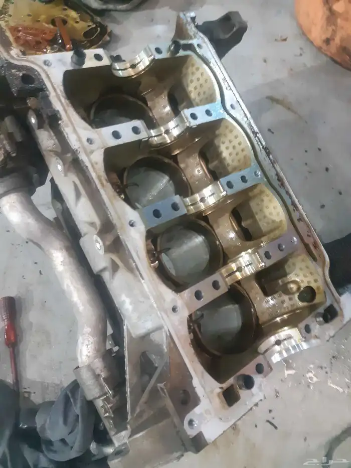 قطع مكينة مستعملة وجديدة 8