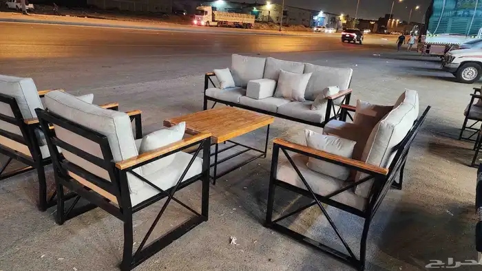 جلسات خارجية تقم كراسي خشب و حديد 6