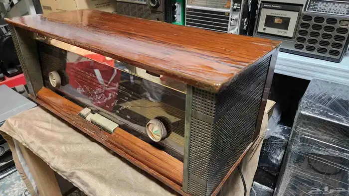 راديو فيليبس خشبي 4