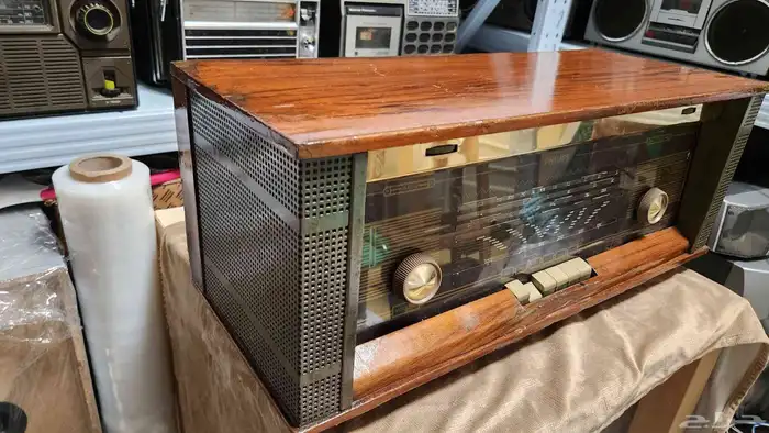 راديو فيليبس خشبي 1