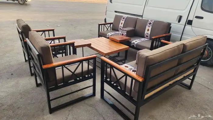 جلسات خارجية تقم كراسي خشب و حديد 9