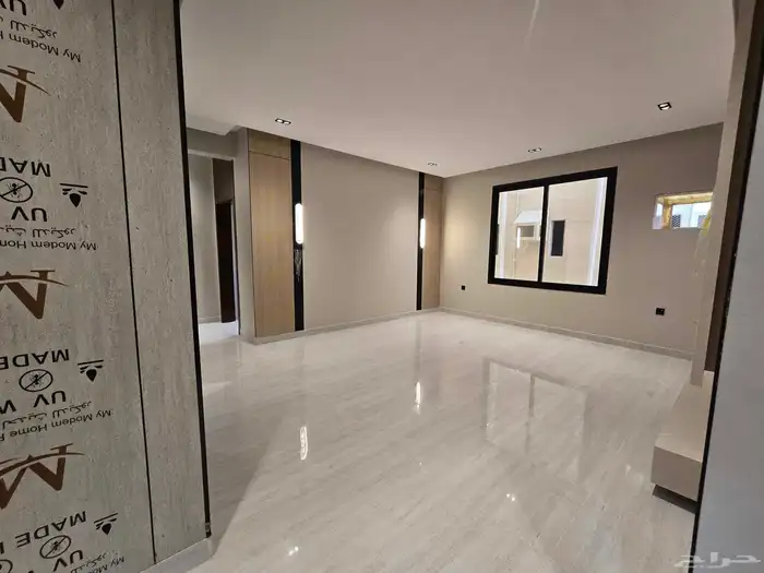 ادوار متكرره للبيع بحي الشاطئ بموقع مميز 5