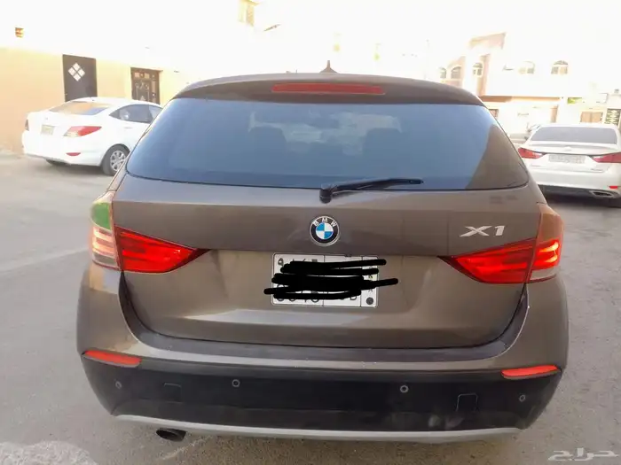 بي ام دبليو X1 موديل 2011 6
