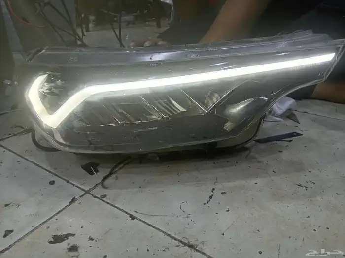 شمعه يمين كيا سونيت 2022 3