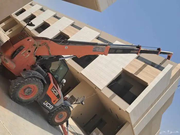 لايجار الرفعات الشوكيه وجي سي بي وكرينات جوال 9