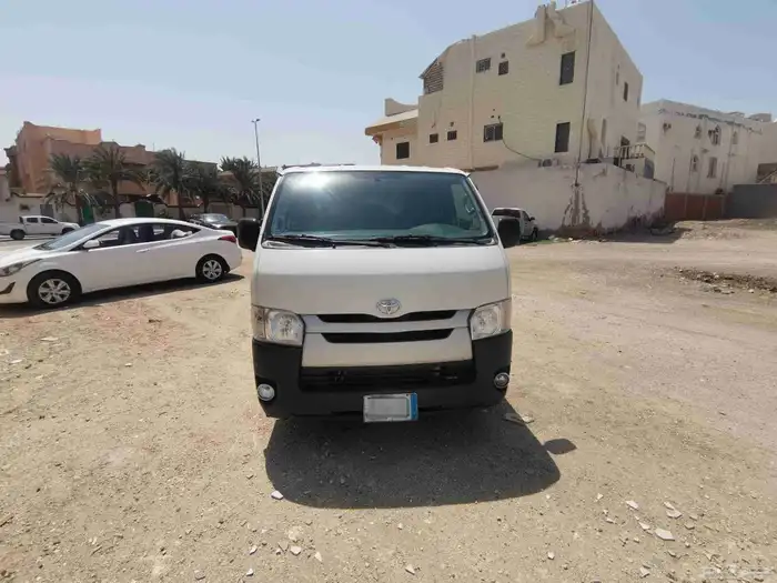 تويوتا فان بضاعة 2018 8