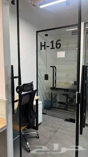 مكاتب راقيه مخدومه للايجار 5