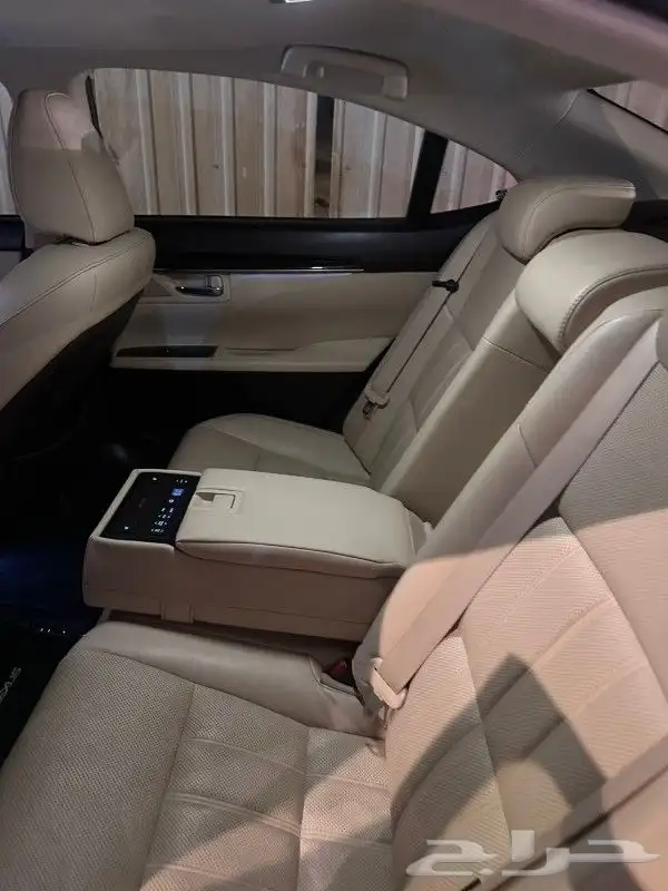 لكزس ES300h 2017 6