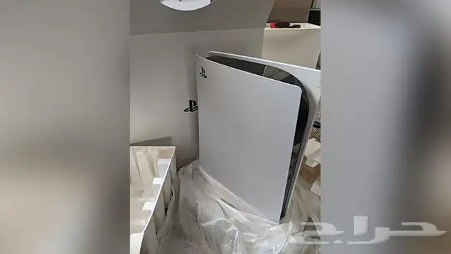 بلايستيشن ps5 للبيع بحاله ممتازة 0