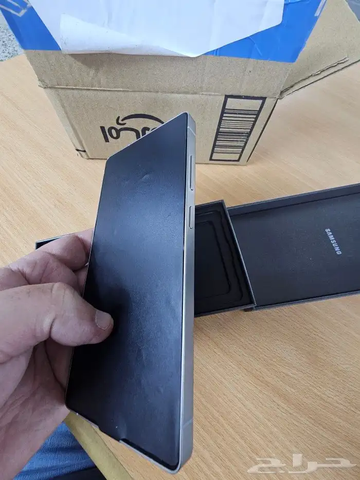 Galaxy S25 ultra 256G Titanium Black 4