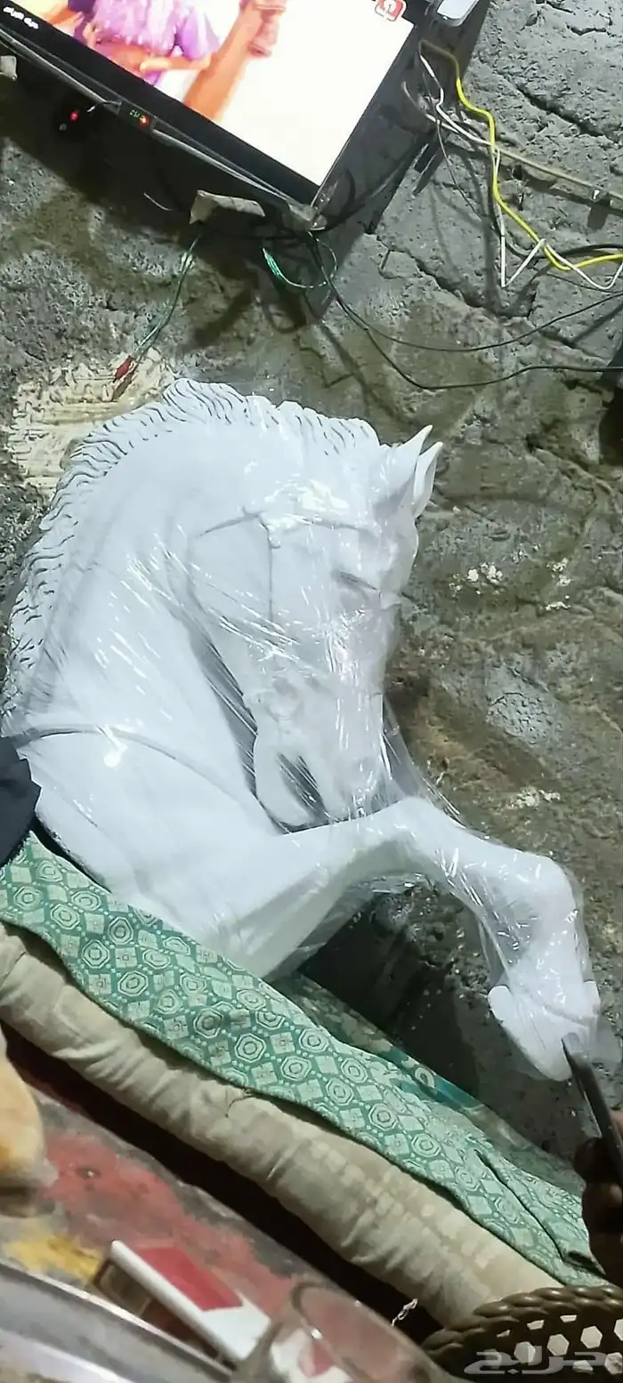 نحت مجسمات فايبر جلاس و GRB 0
