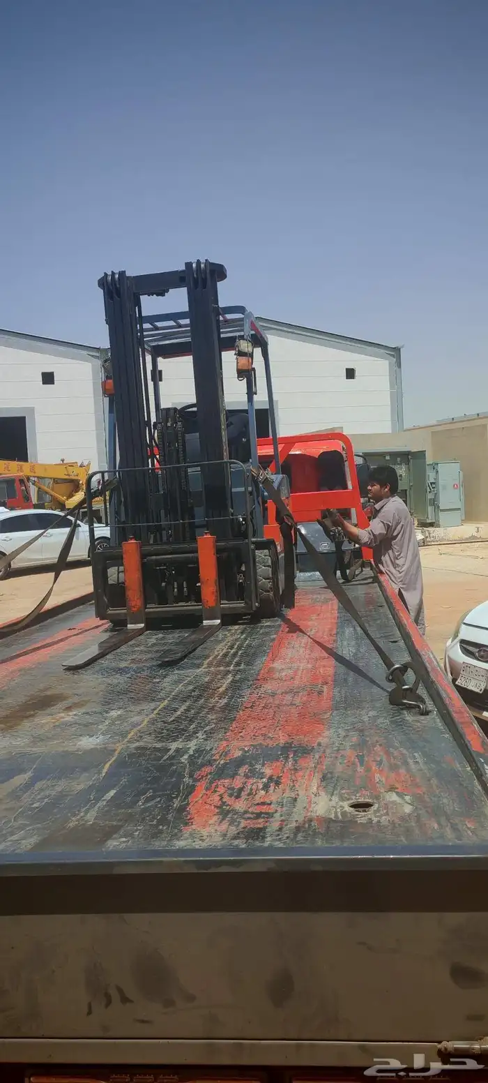 رافعات شوكي ة كهربائي ة للايجار Electric forklifts for rent 1