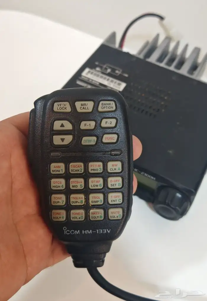 Icom 2300H جهاز لاسلكي ياباني استخدام الموسم 3