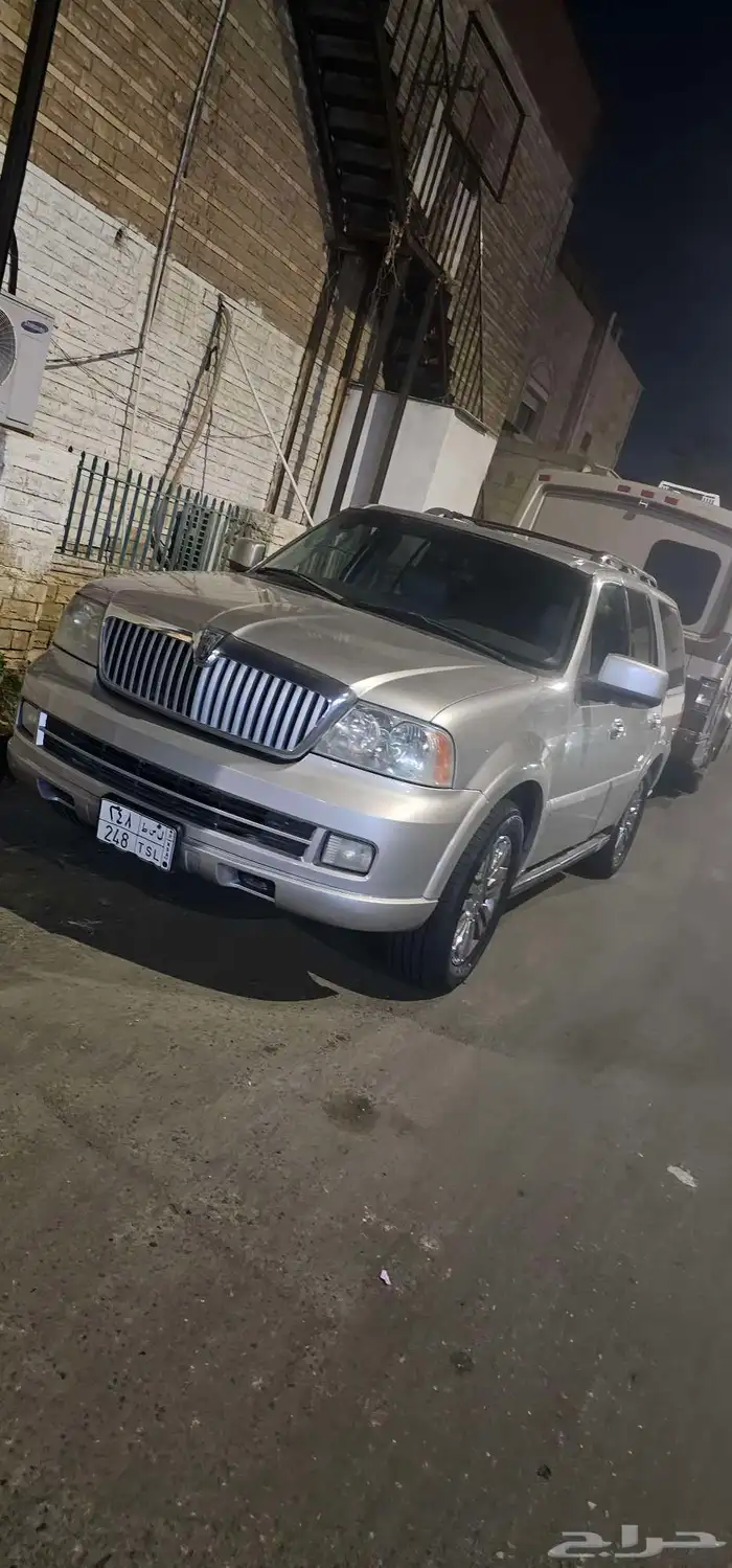 نافقيتور 2005 ماشي 210 كيلو 4