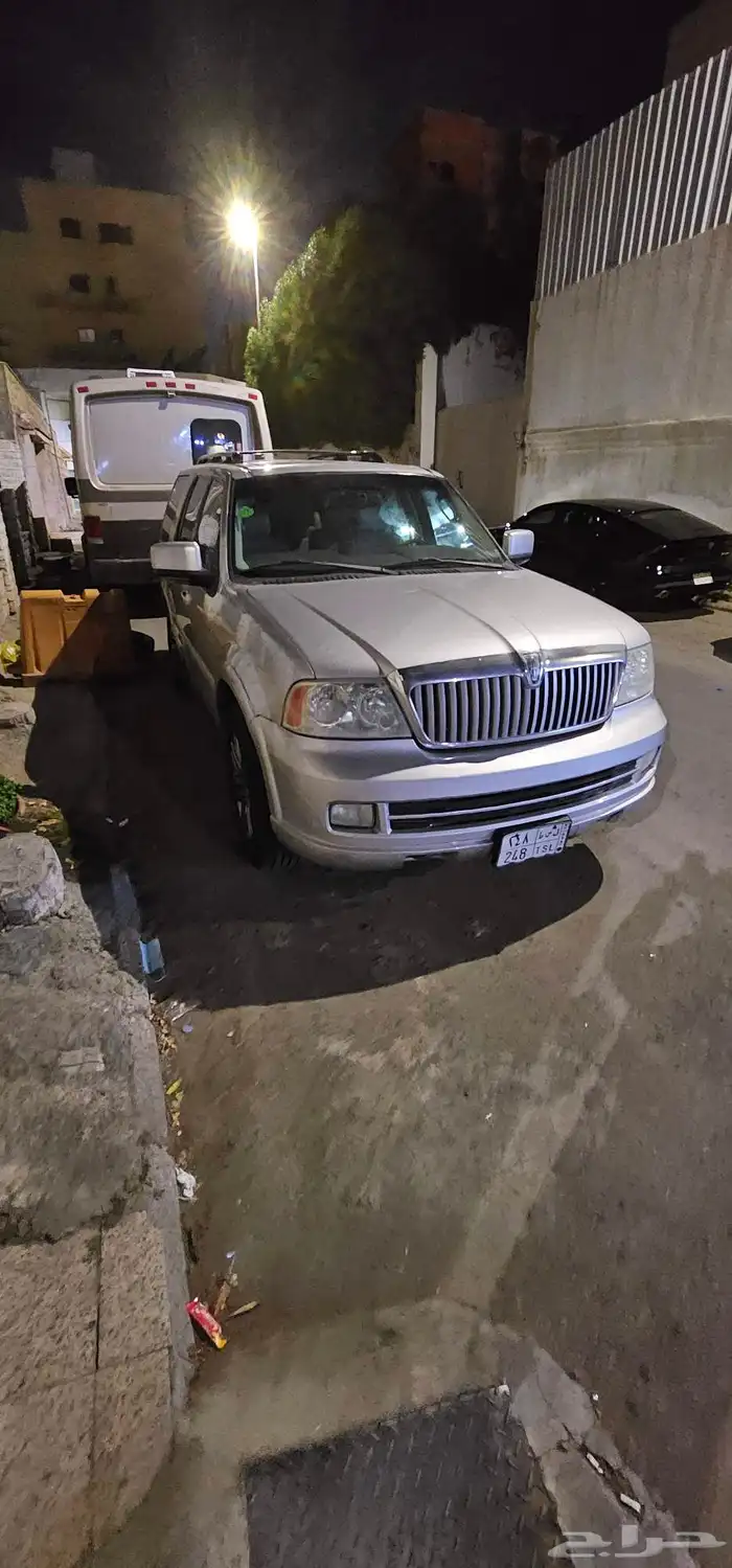 نافقيتور 2005 ماشي 210 كيلو 0