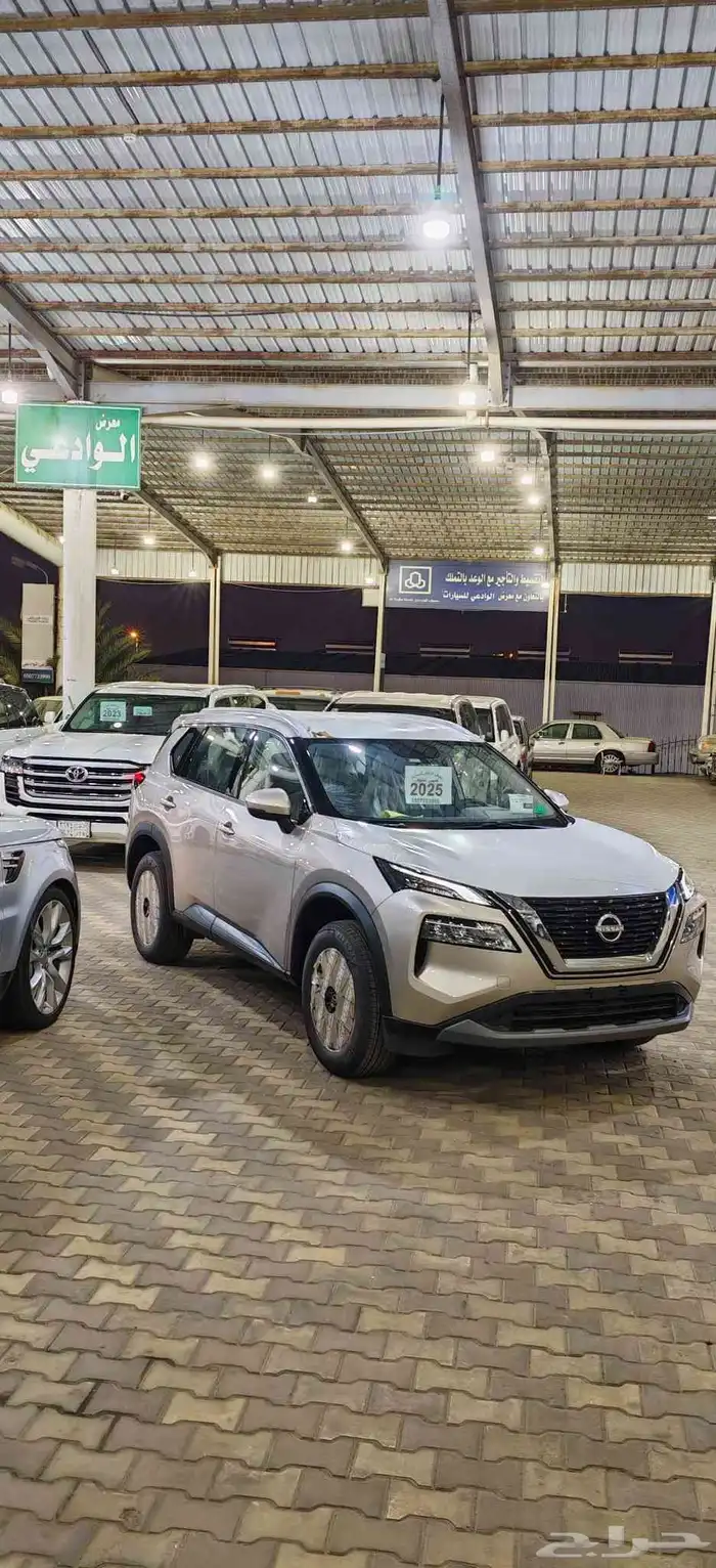 اكستريل 2025 دبل 5 مقاعد ابيض وذهبي 2