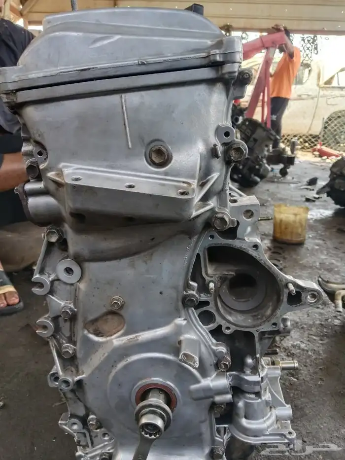 للبيع ومكينه كامري موديل 2011 1