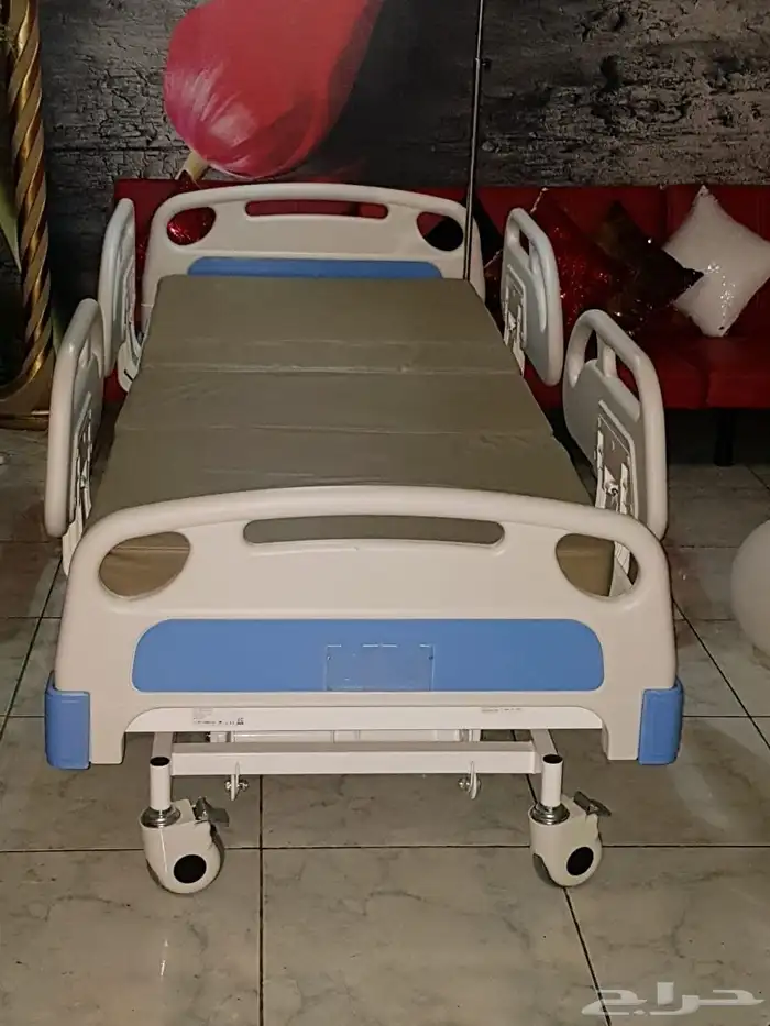 سرير طبي كهربائي 2
