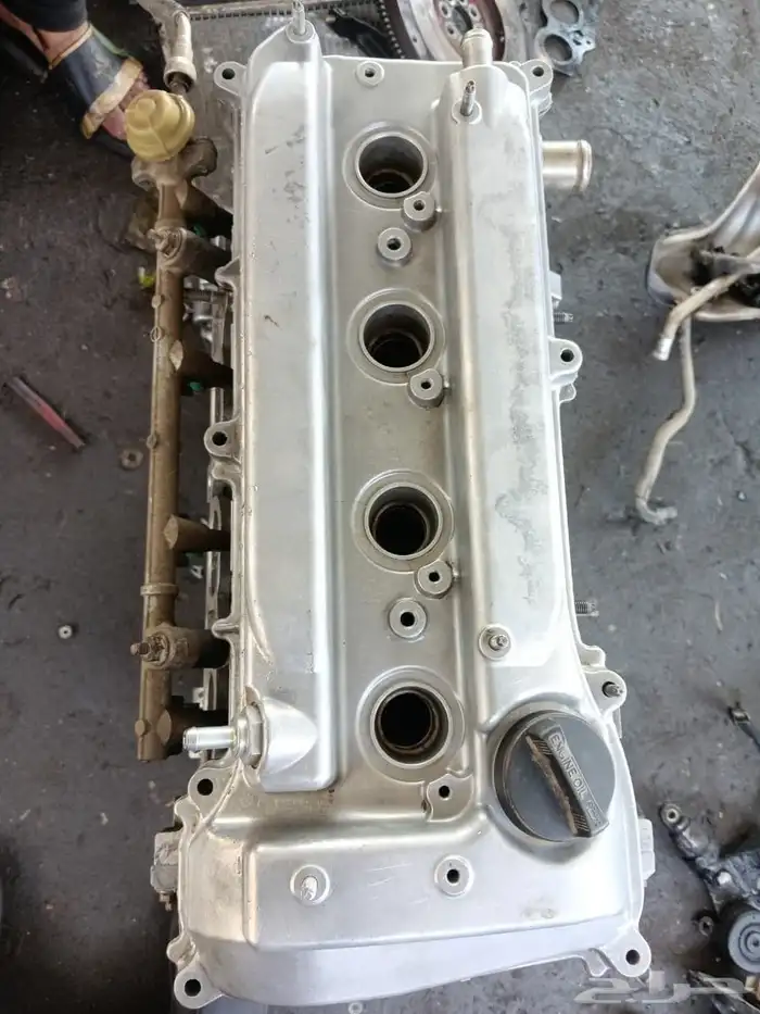 للبيع ومكينه كامري موديل 2011 3