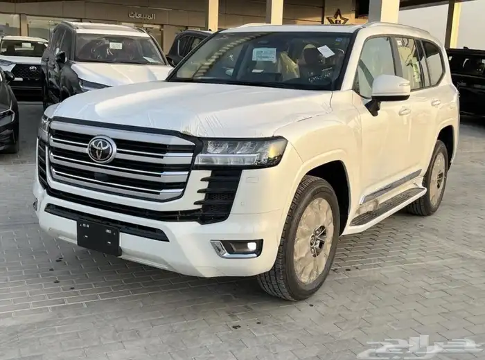 تويوتا لاند كلوزر 2025 GXR 4 2