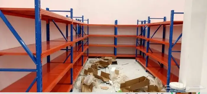 لبيع جميع انواع الرفوف الجديدة والمستخدم 1