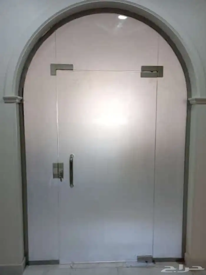 معلمين زجاج صيانة قزاز ابواب سكريت واجهات محل زجاج ومراي 8