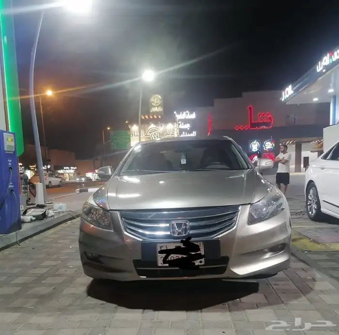 اكورد ذهبي 2010 9