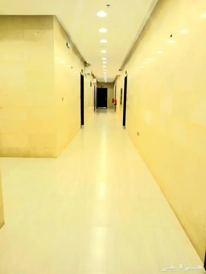 مكاتب ادارية فاخرة وجديدة 6