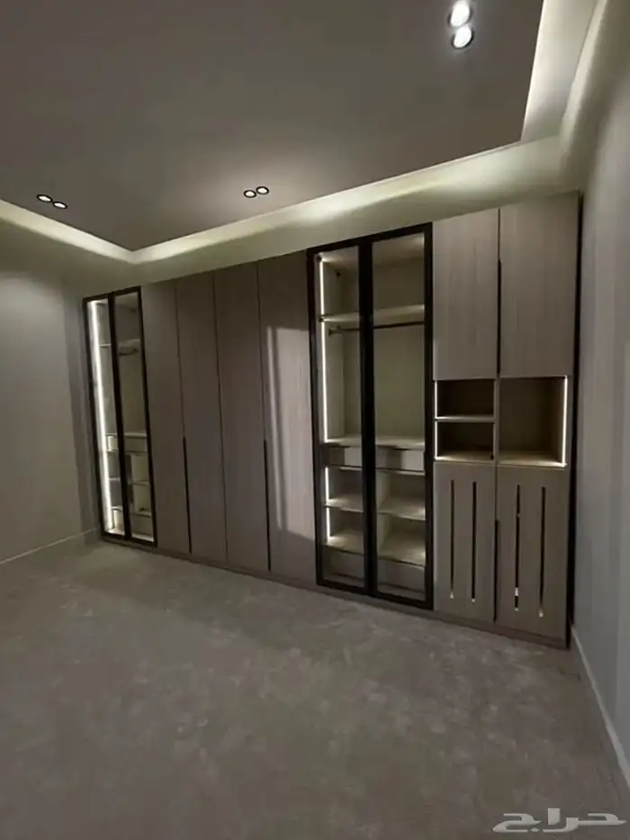 خزائن اثاث تفصيل على حسب الطلبك 0