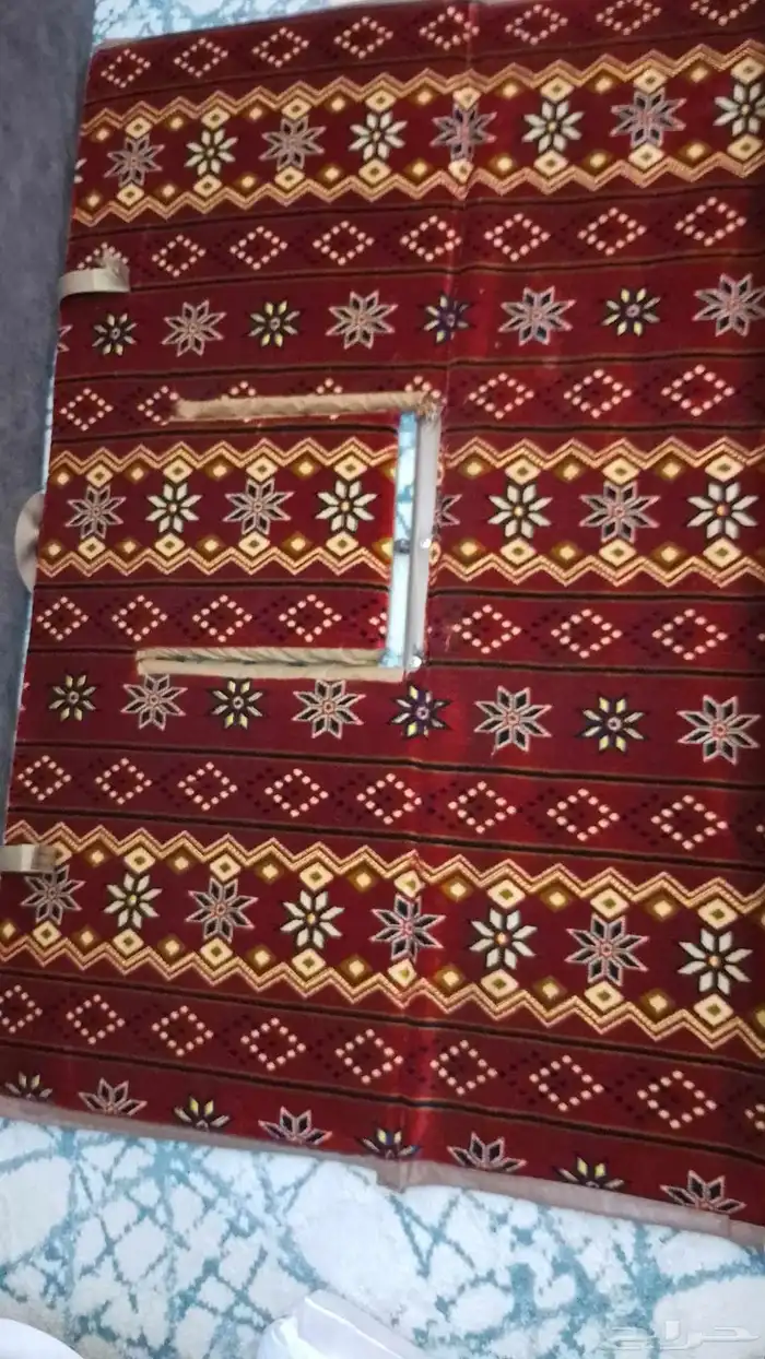 مستلزمات تخييم اطقم جلسات ارضية نفرين مع مراكي 0