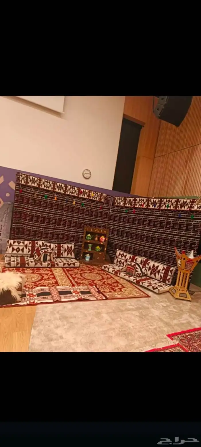 تاجير كنب كراسي مكتبيه طاولت مكتبيه طاولت كوكتيل طاولت بار 5