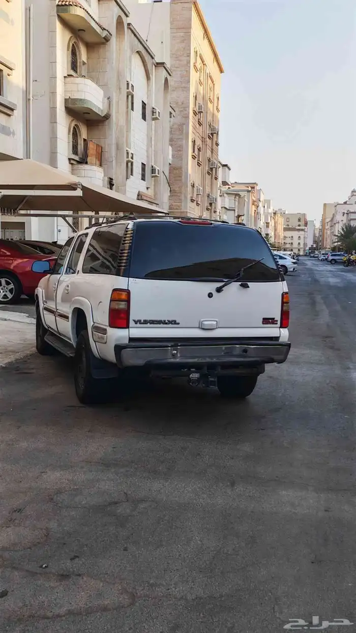 للبيع جمس يوكون XL موديل 2001 - نظيف وخالي من الحوادث 3