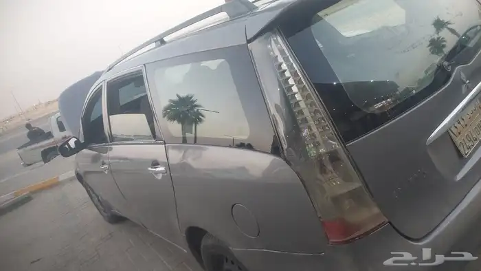 مستوبيشي جرانديز 2005 4