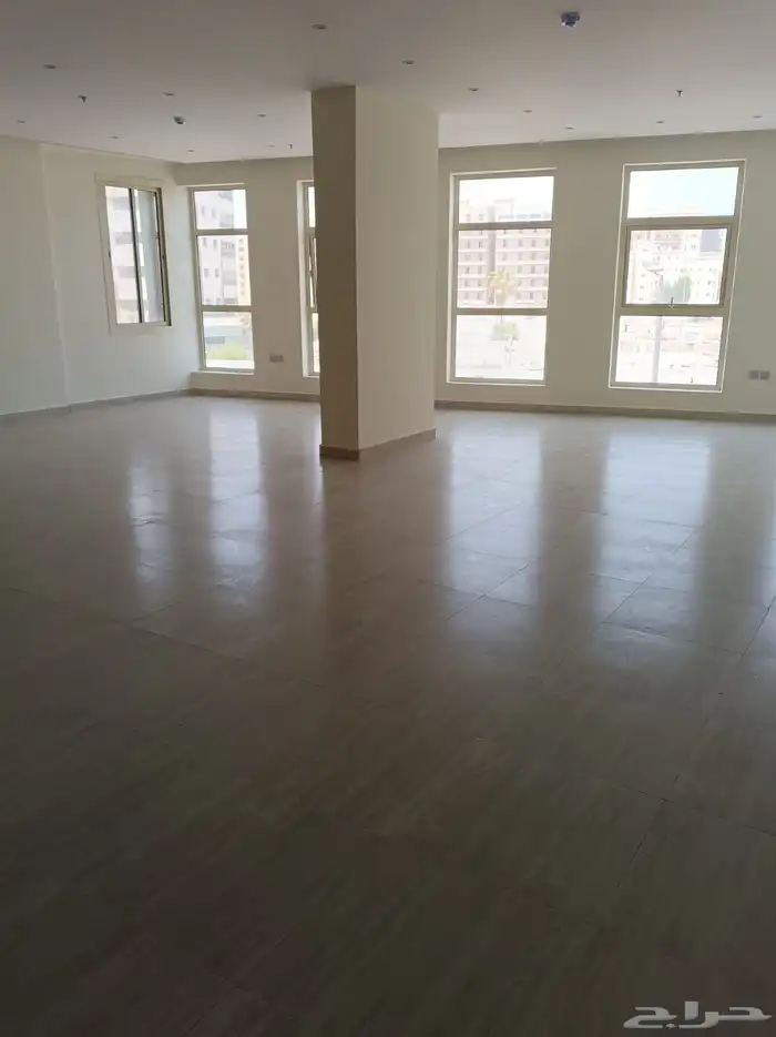 مكاتب ادارية فاخرة وجديدة 8